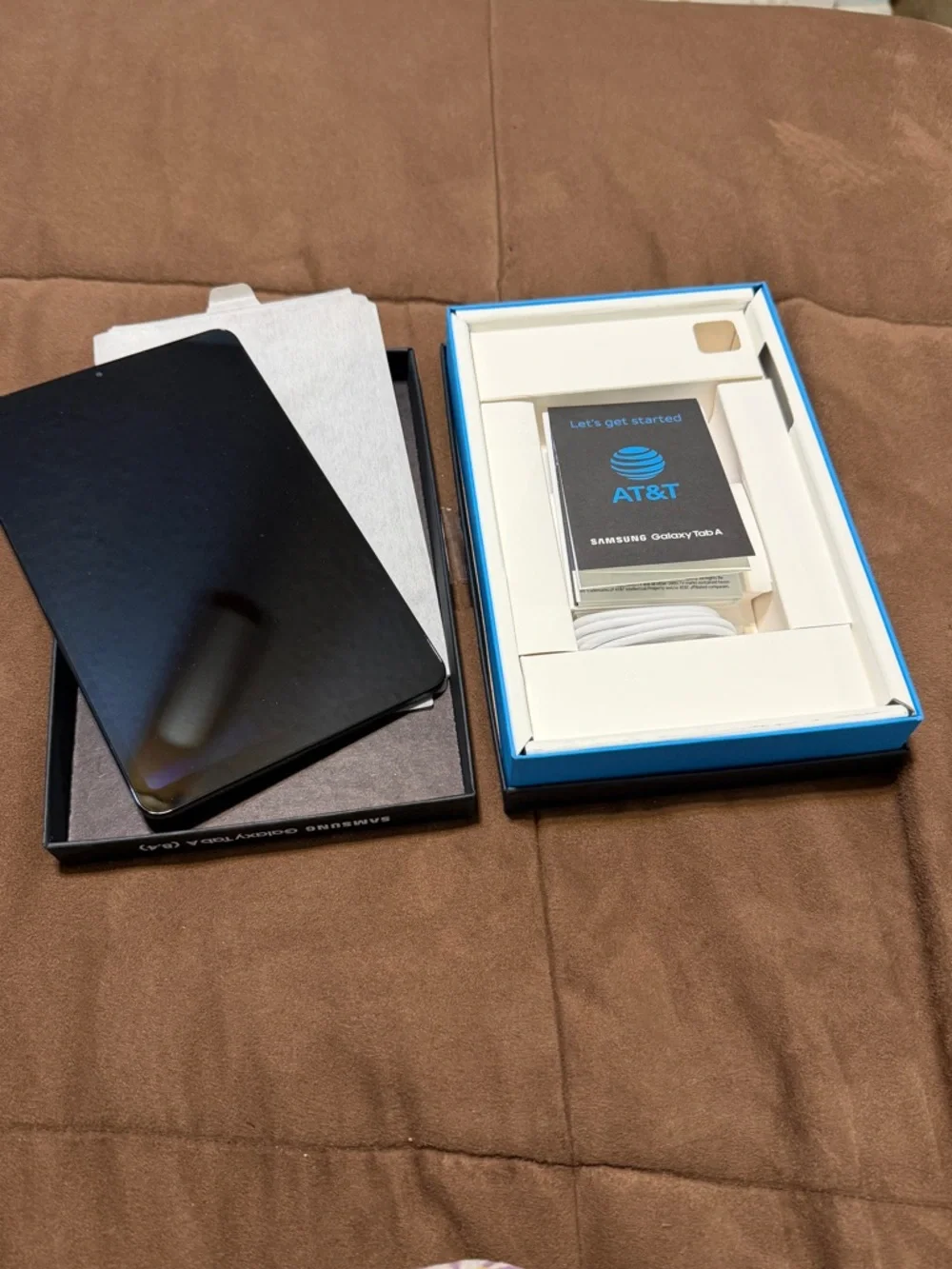 Samsung Galaxy Tab A (8.4) in Box, looks never used